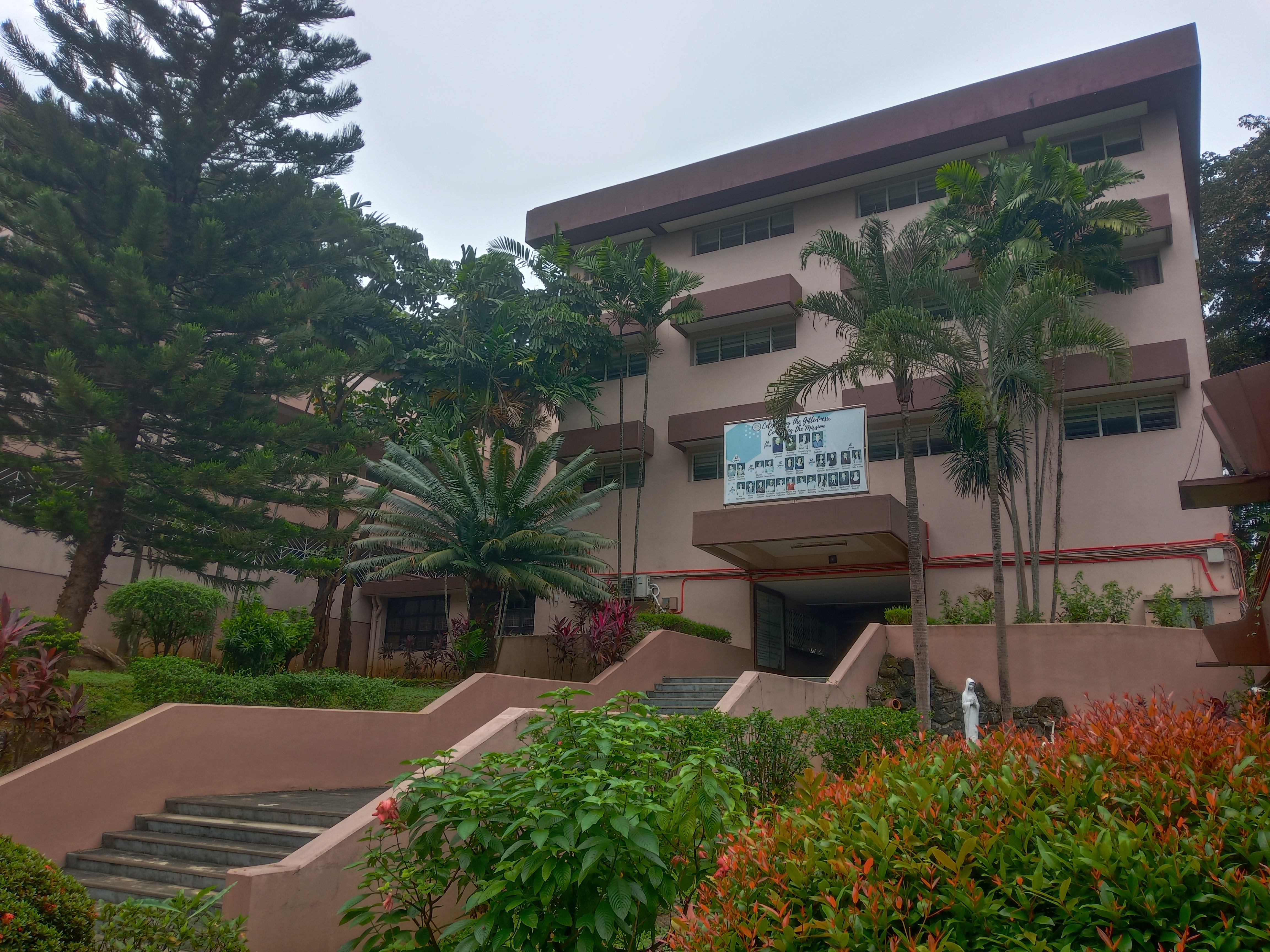Graduates Celebrating